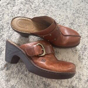 Born Leather Women Brown Heeled Studded Mule Clog Shoe Size 10
